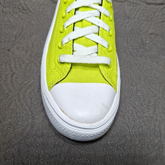 CONVERSE Women's Chuck Taylor All Star Move Lo Platform Sneaker Lime Shoe Sz 8 - Picture 6 of 10